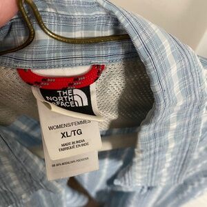 North face xl women’s blouse